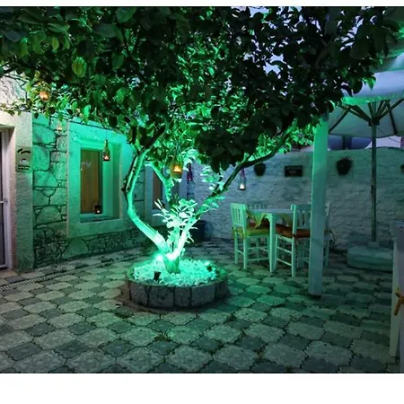 호텔 Monat Hacimemis 알라카티