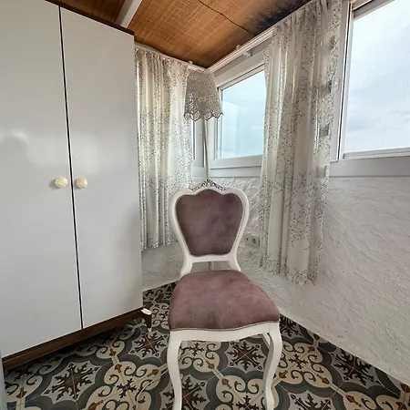 Monat Hacimemis * Alaçatı