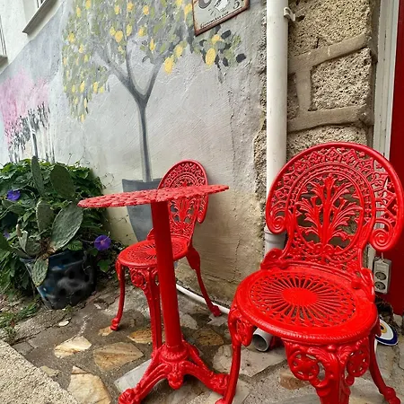 Monat Hacimemis 호텔 *